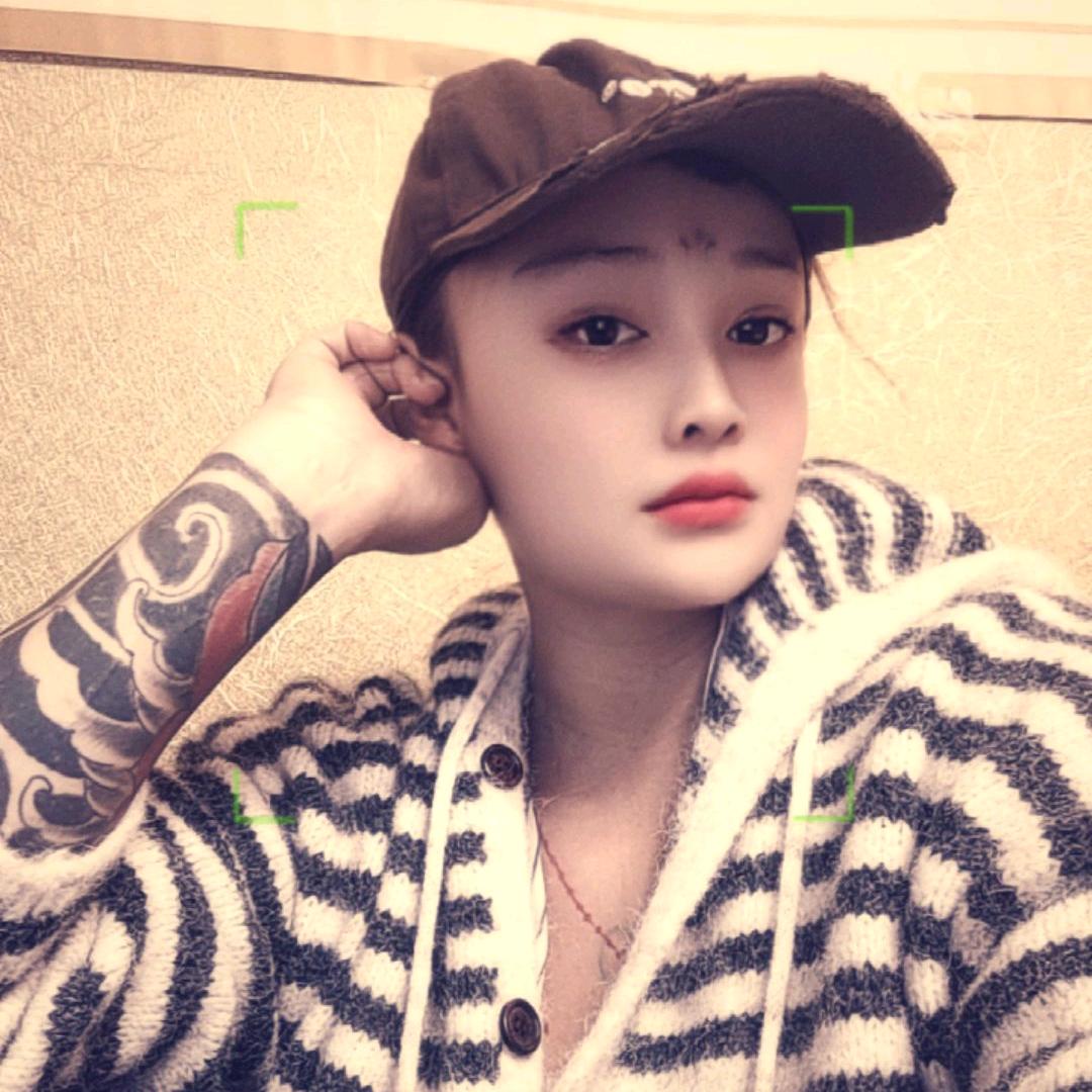 小九，