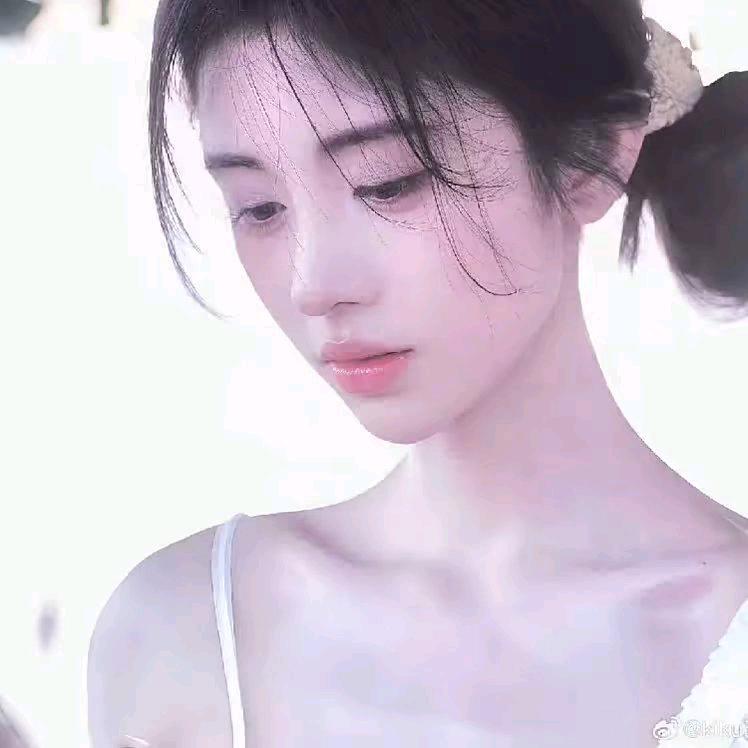 𝙆𝙞𝙆𝙪.芯於祎^