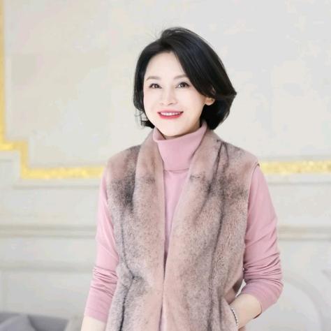 我是摩羯♑精选穿搭