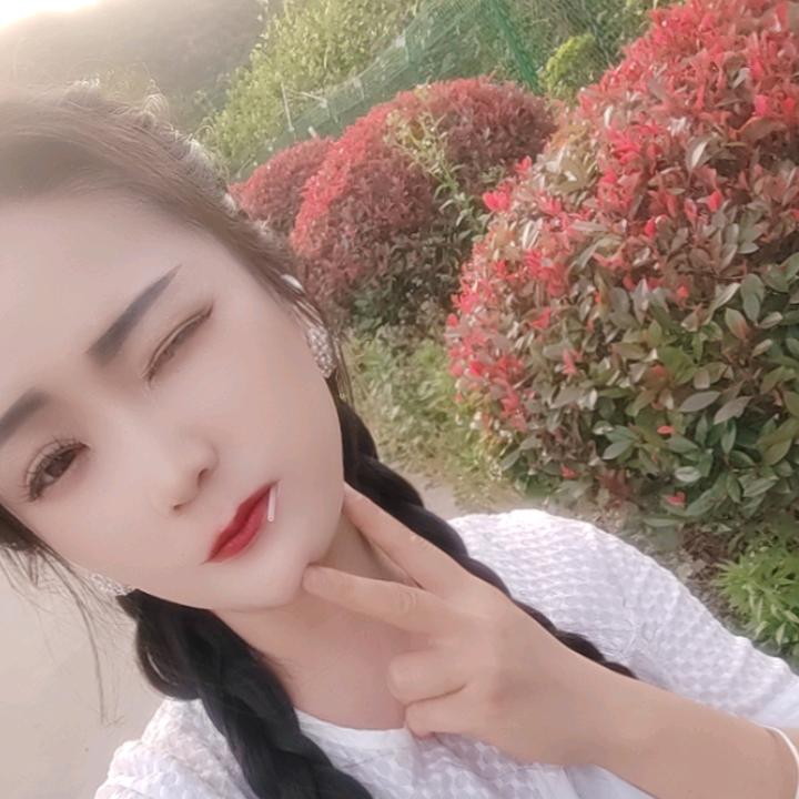 小何妹