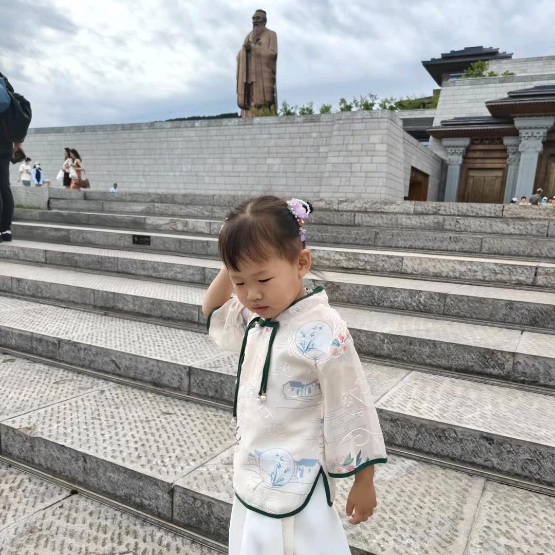 小朋友玩具