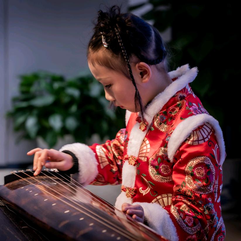 左左右右向前走