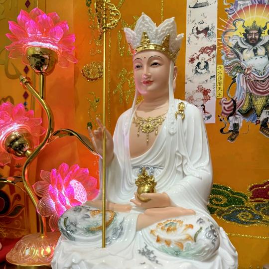 👄太山庙云姐