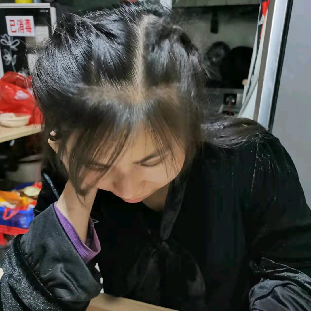 ☘☘琼儿