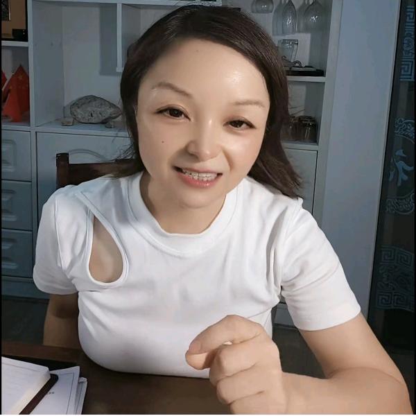 霞霞倾听¹³¹⁴