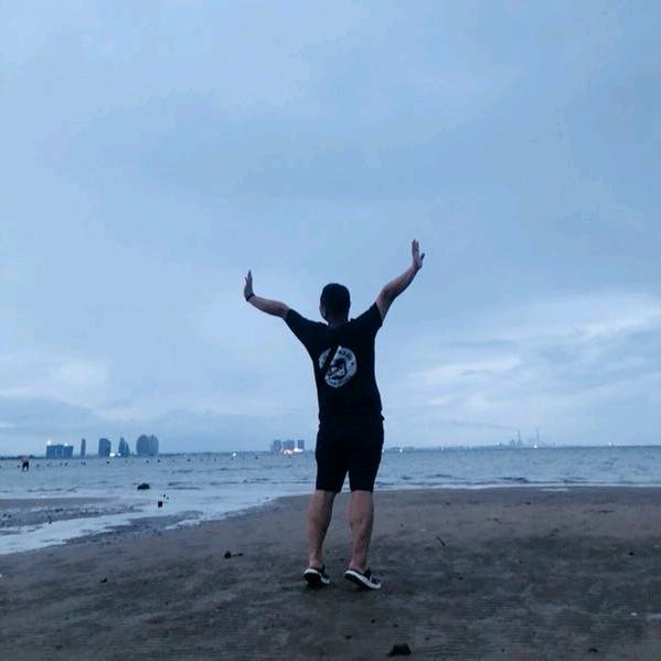 *你好/-*木先生