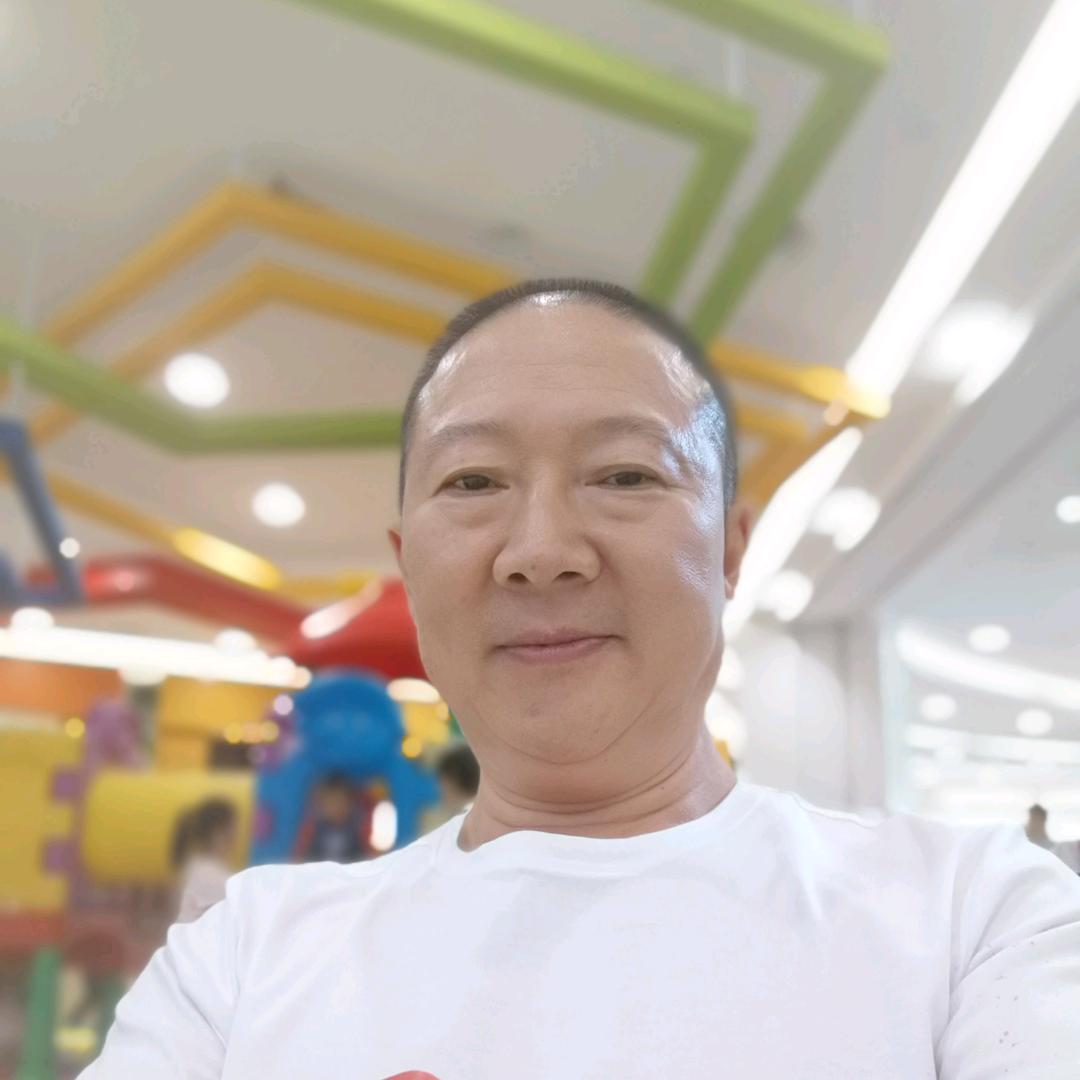 红五哥🎤🎤晚上7：48开播