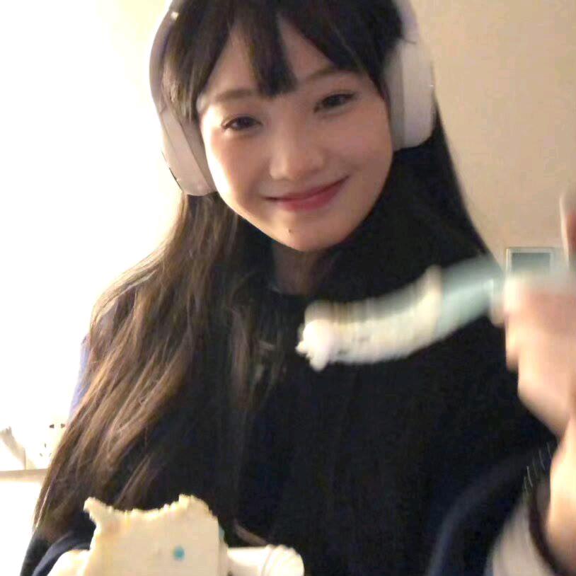 一粥困八天