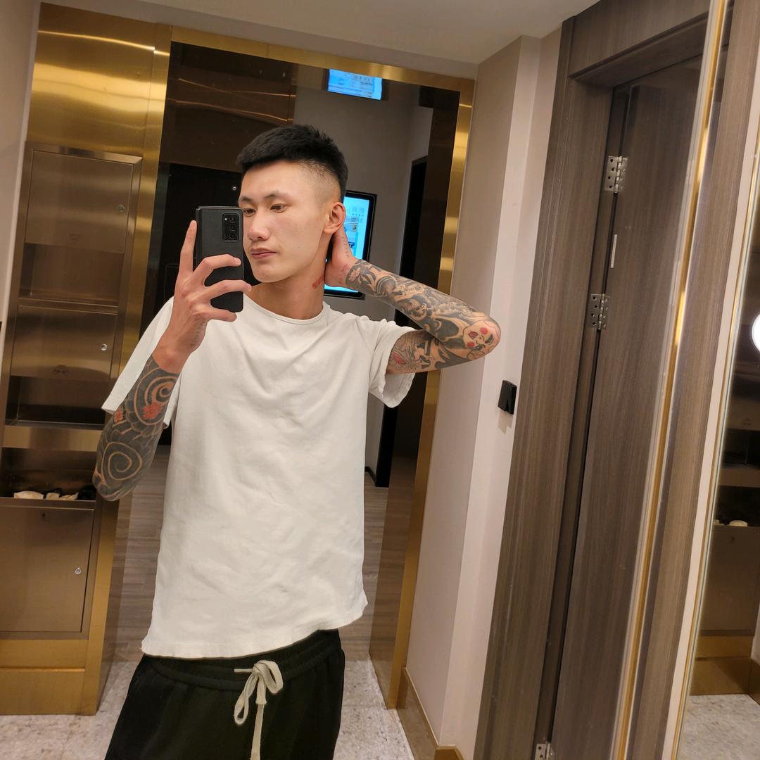 叫子健