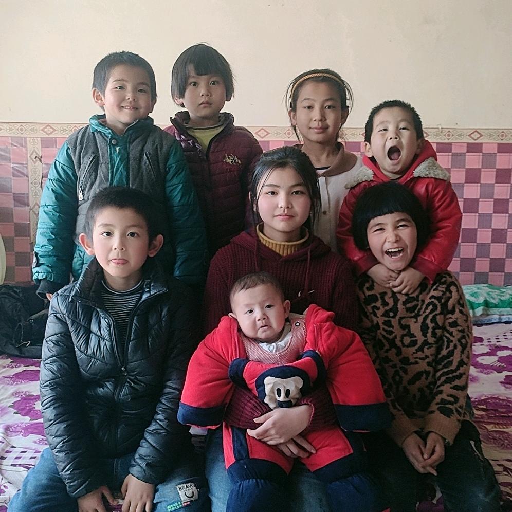 八个孩子的父亲