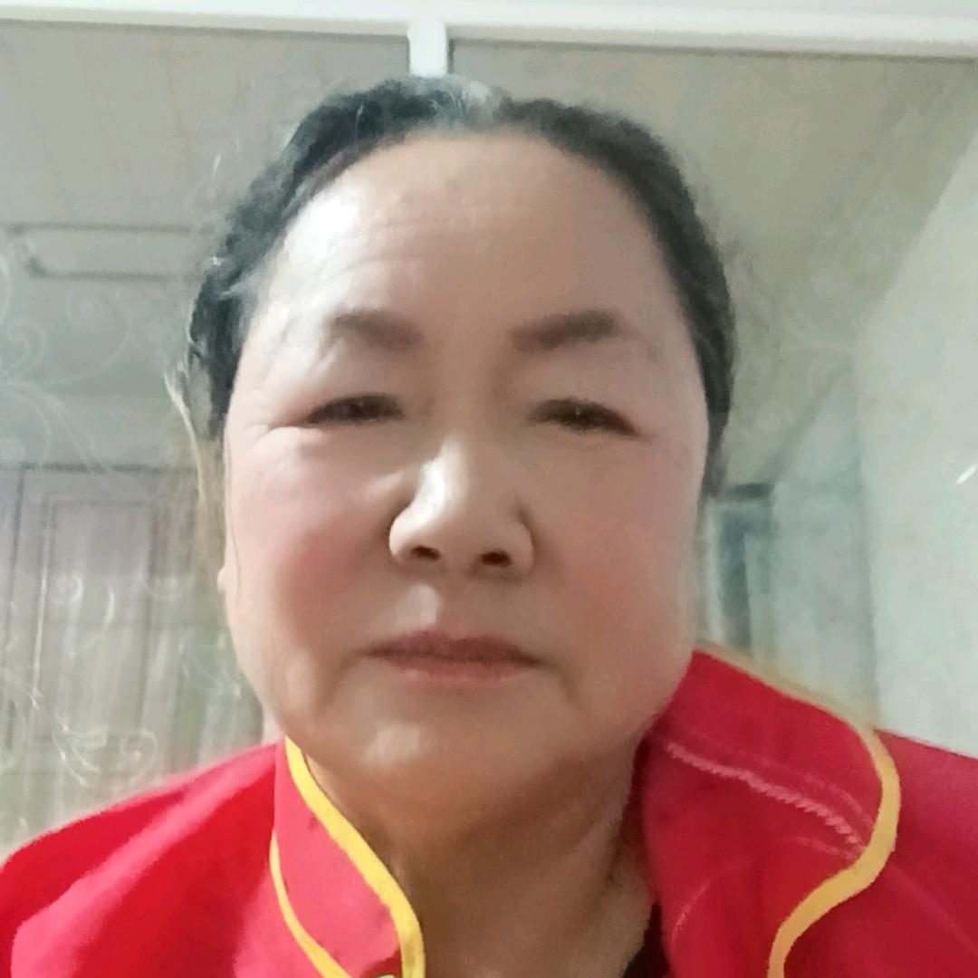 丷