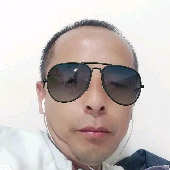 陕北米脂人
