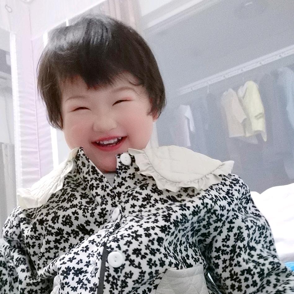 开心╰☆╮小公主︶ㄣ