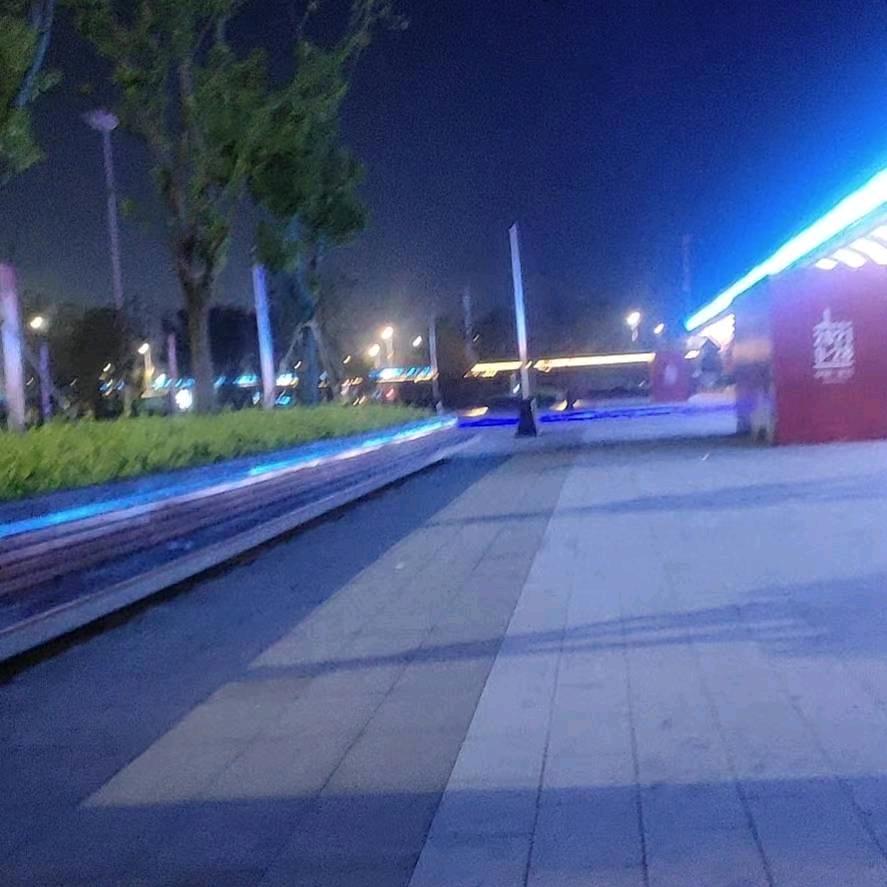 你好 先生！