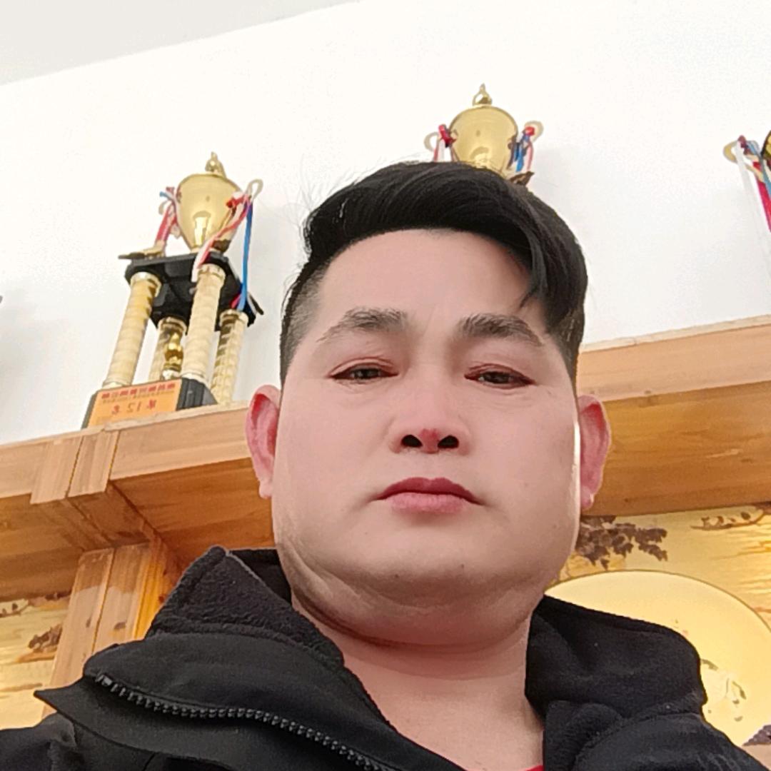 瑶湖赛鸽胡国强