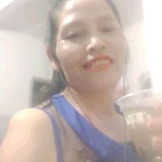 蓝英红