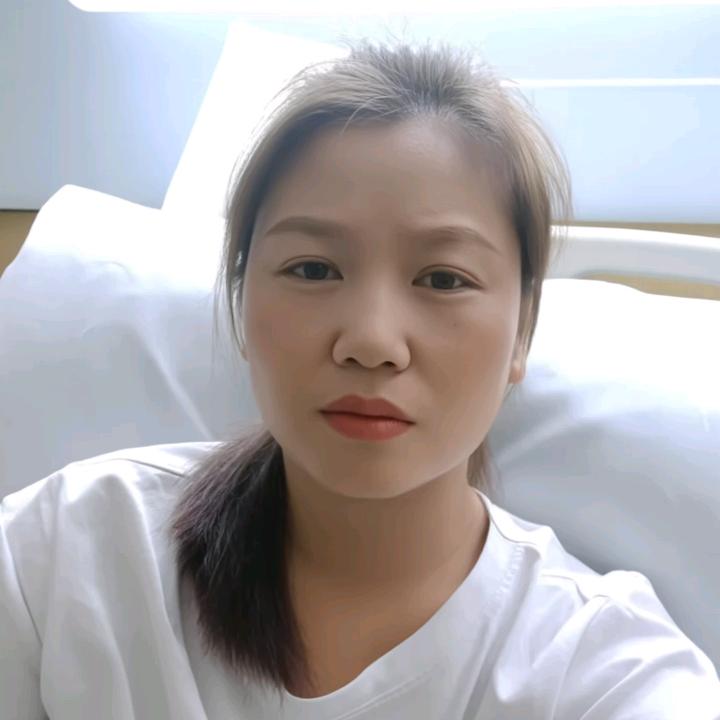 晓晓姐一个人生活