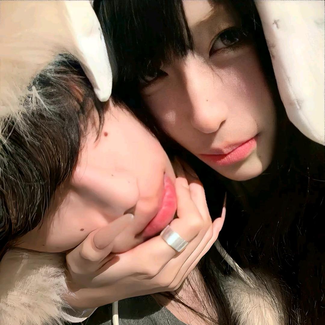 小A