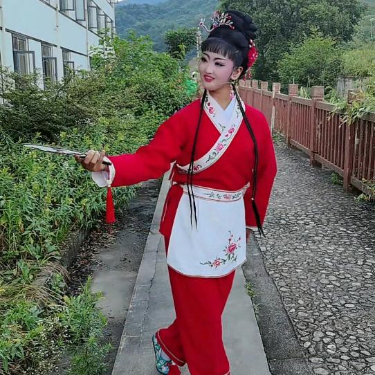 岳西黄梅戏艳子
