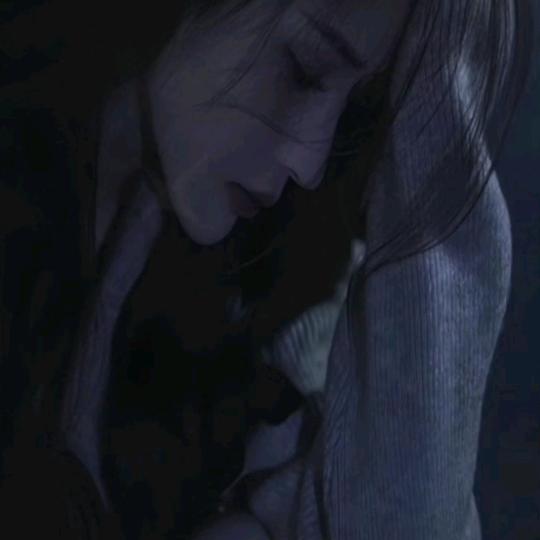 🌹欠我个解释🌻