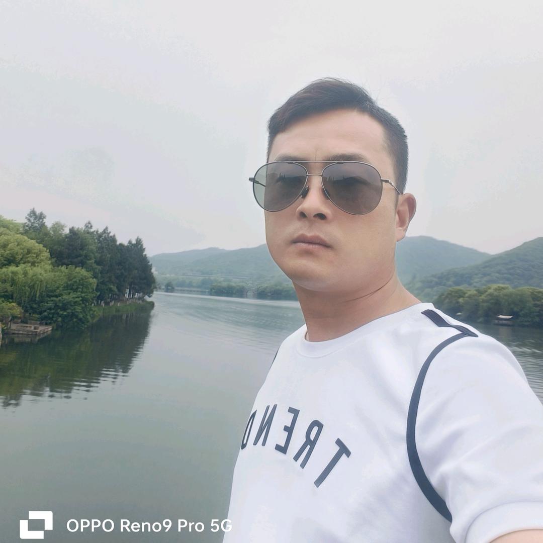 ƪ(•̃͡ε•̃͡)烟酒💔疗伤🍶❣️