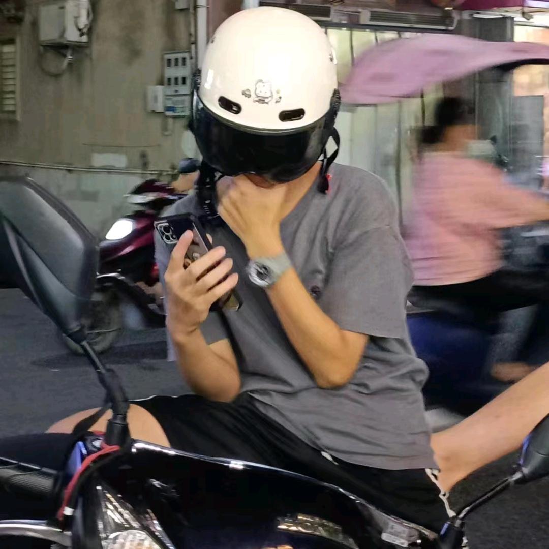 泡泡不咕咕༠°