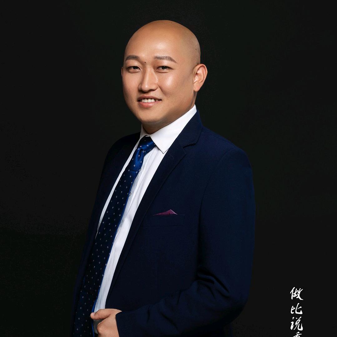 餐饮总监李斌