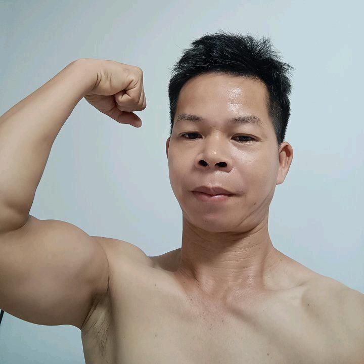 超帅猛男