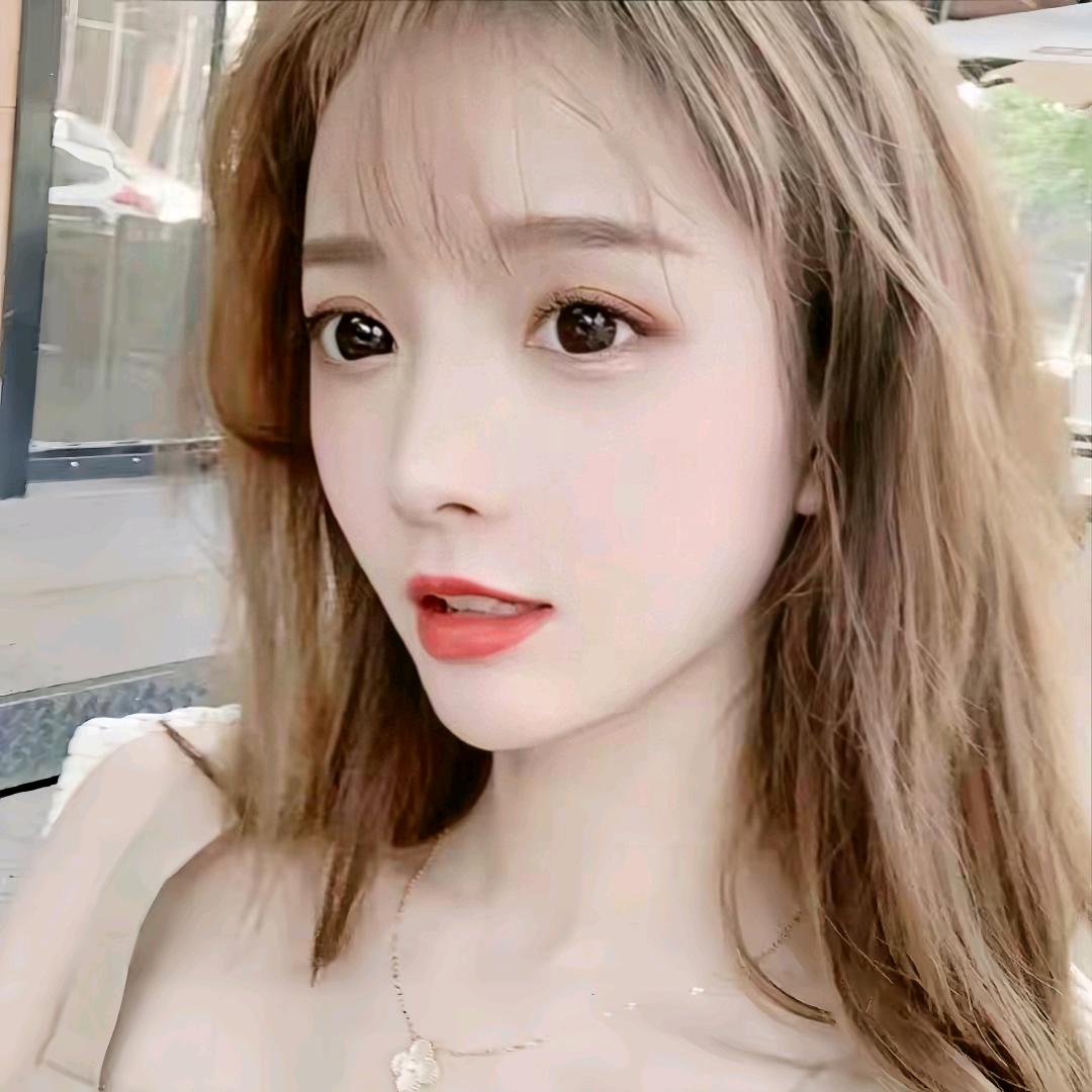 月儿〖美女〗