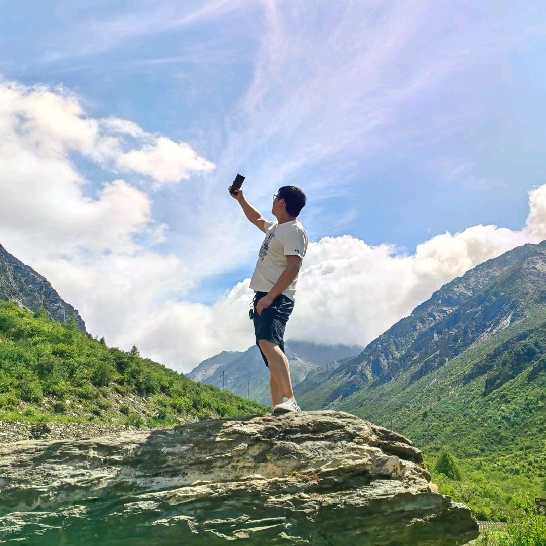 风轻云淡～