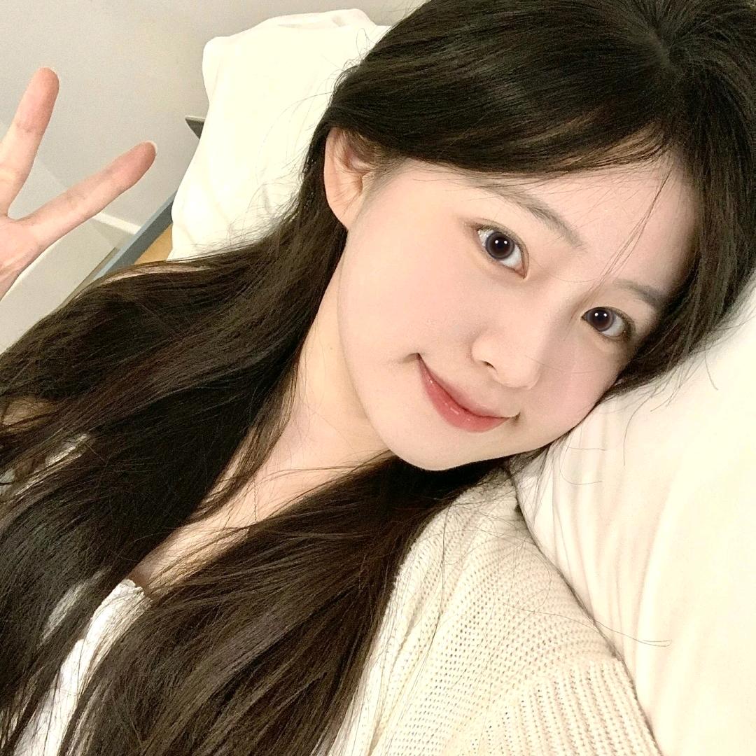 ^ ^：亚比咕噜泡。