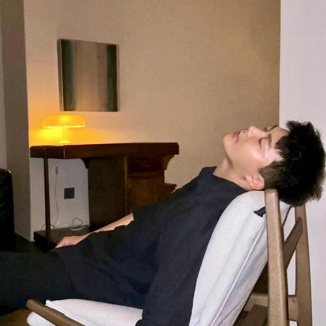 直男许诺