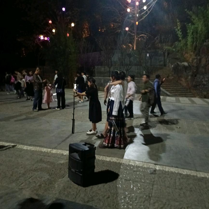 还有几个青春年华