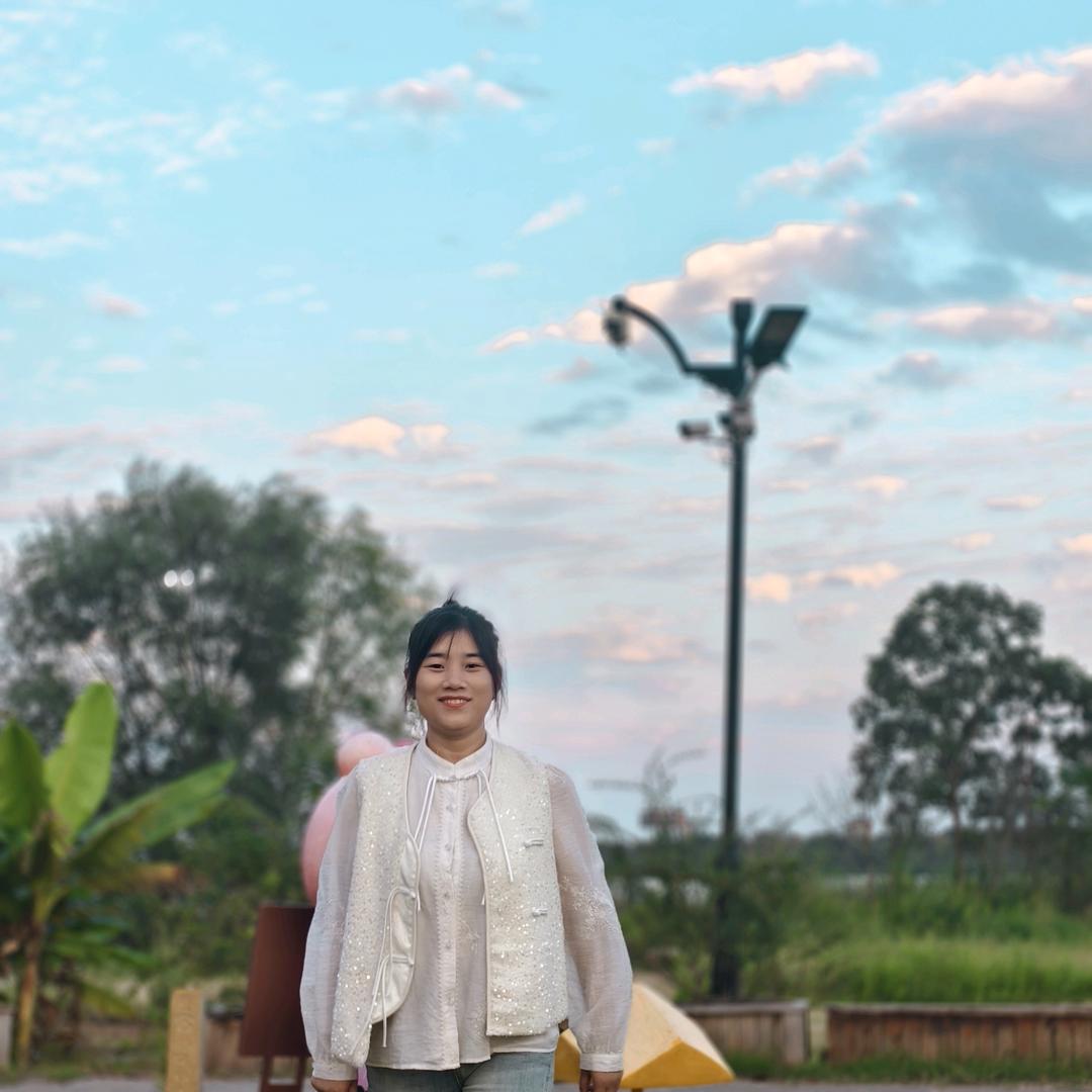 📱卖手机的小姐姐