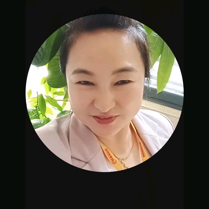 往事随风飘散。