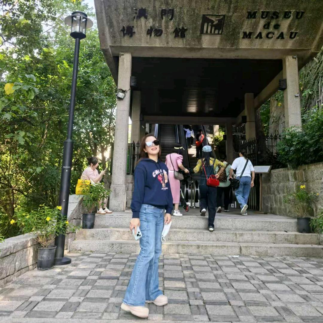 干冲小榕树大排档