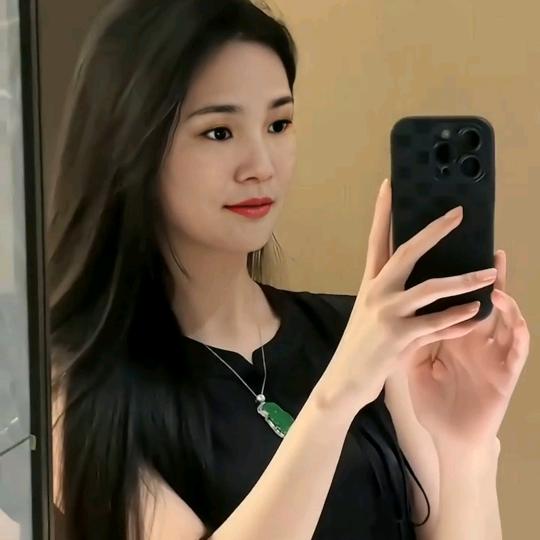 《刘芯》