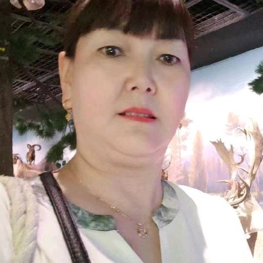 五妹爱山歌