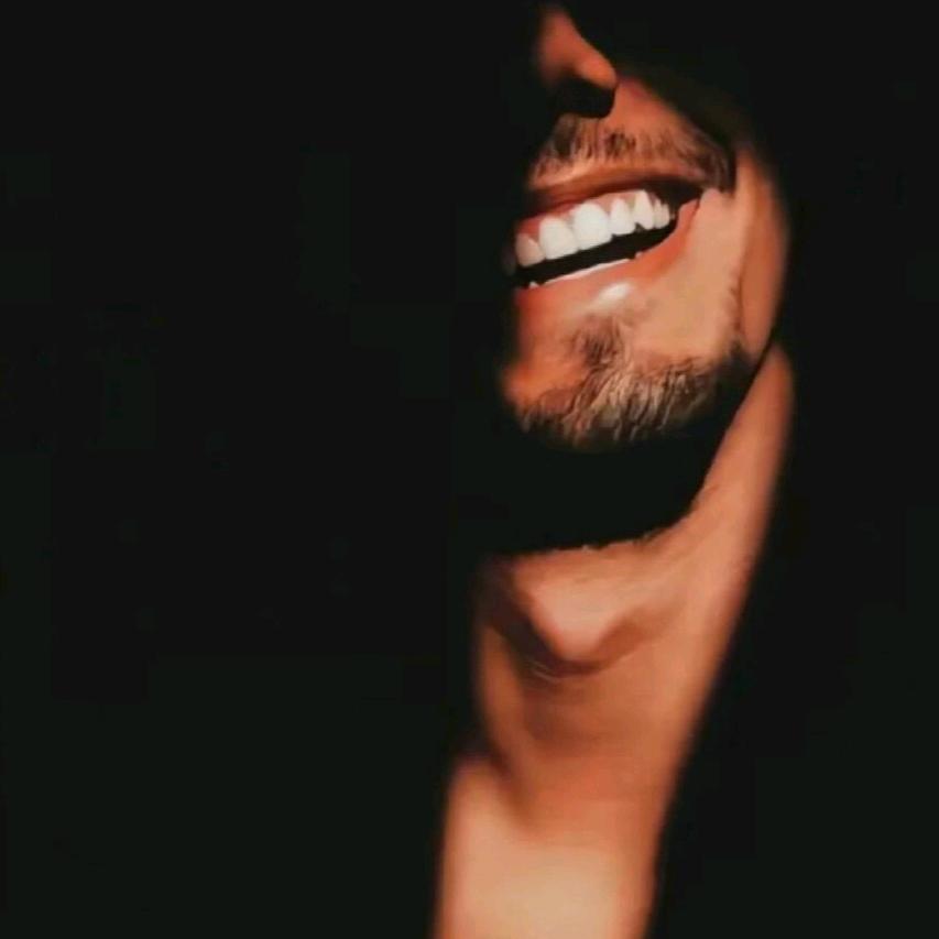 半夜三更不睡觉