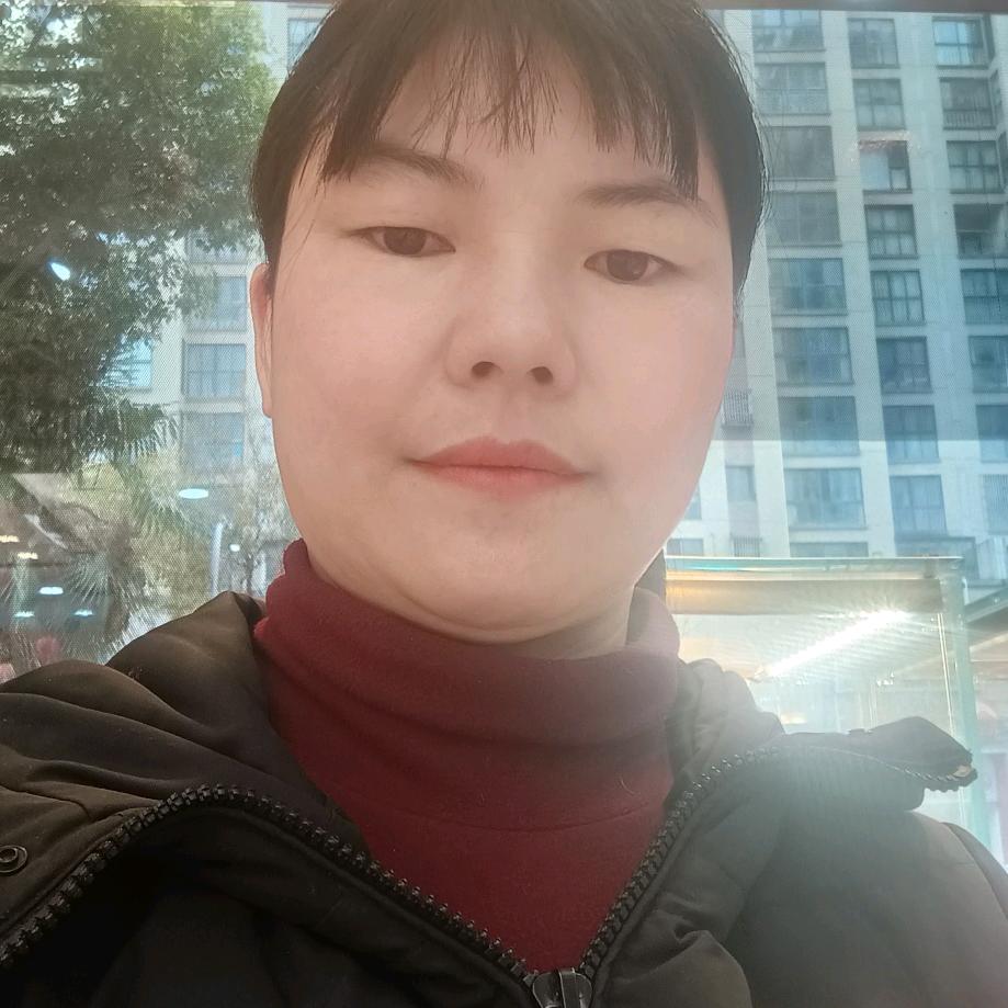 .朱玲玲