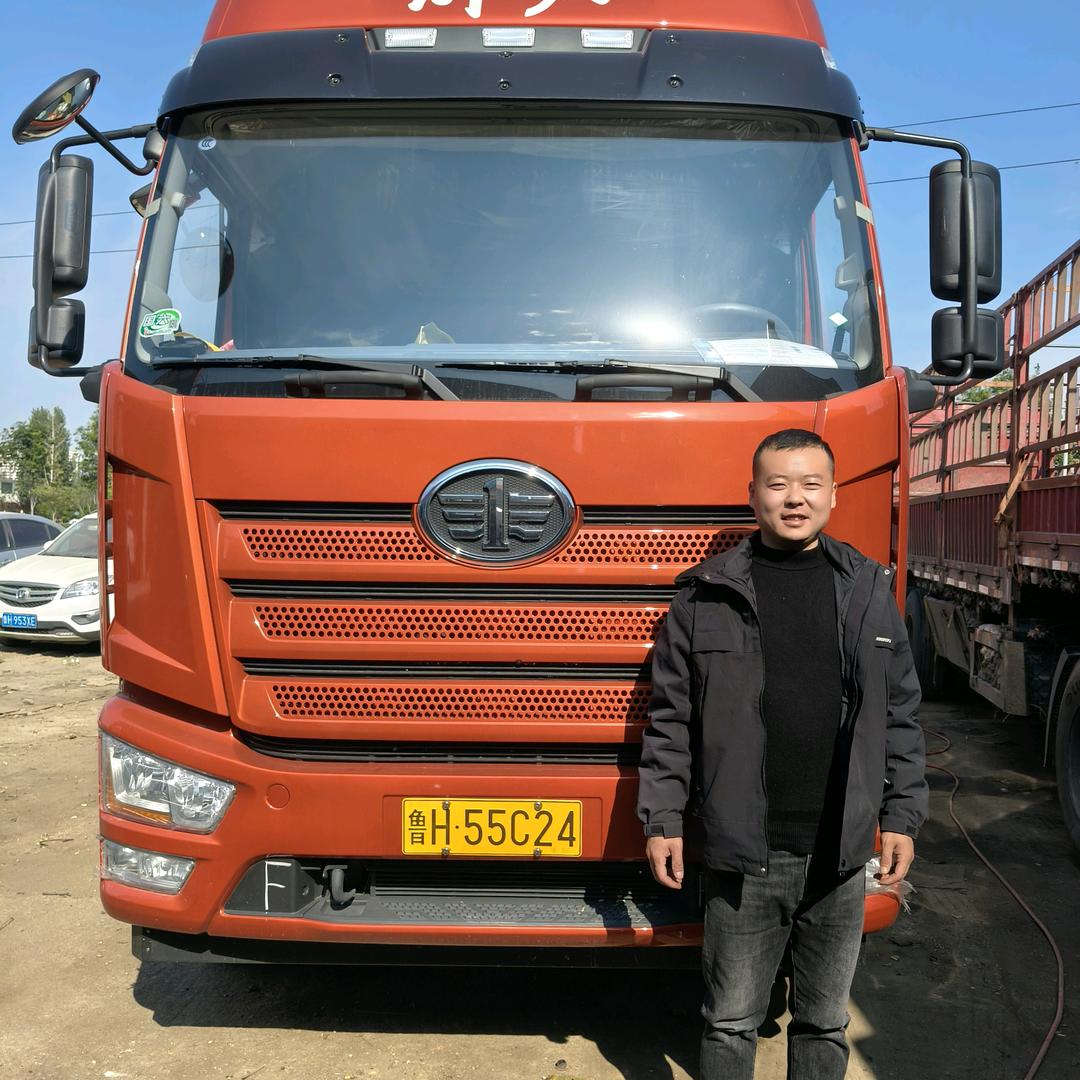 大明子拉货跑全国