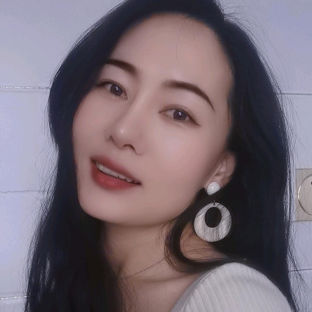 忻州市竞哥房产经纪有限责任公司芳芳