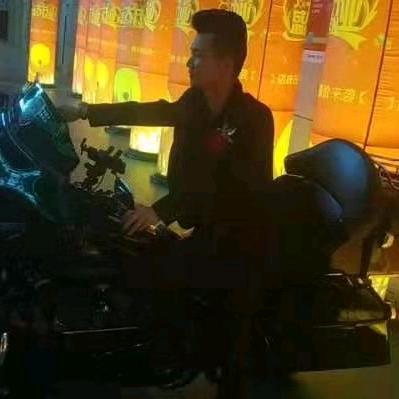 娱乐总监许生