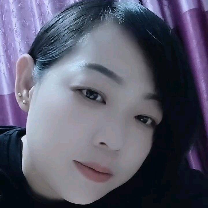 淡然一笑'