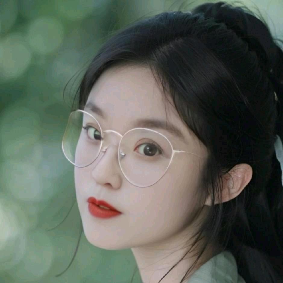 可乐🍀（莫连点赞）🍀