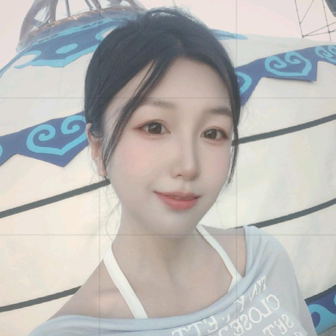 向日葵有点甜🌻🌻🌻