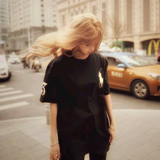 慕沁（三角洲纯新人）