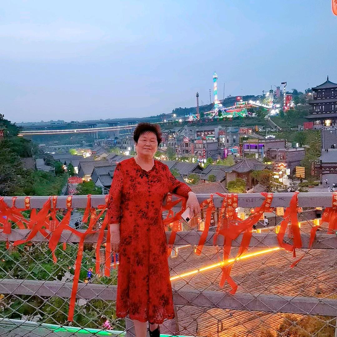 郑大大大
