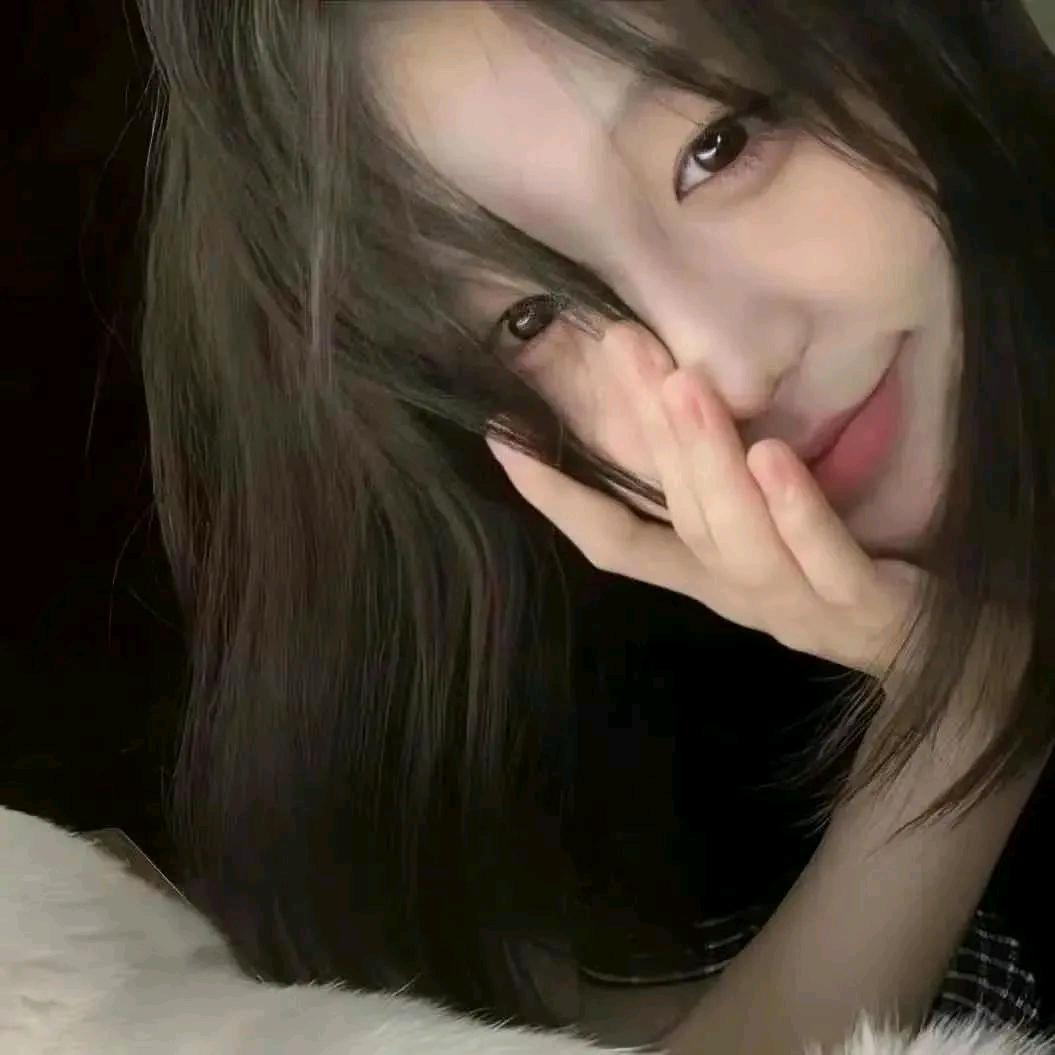 - ̗̀ 小🐟  ̖́-