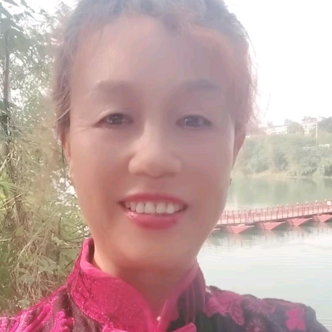 华烨姐（睌上八点钟直播）